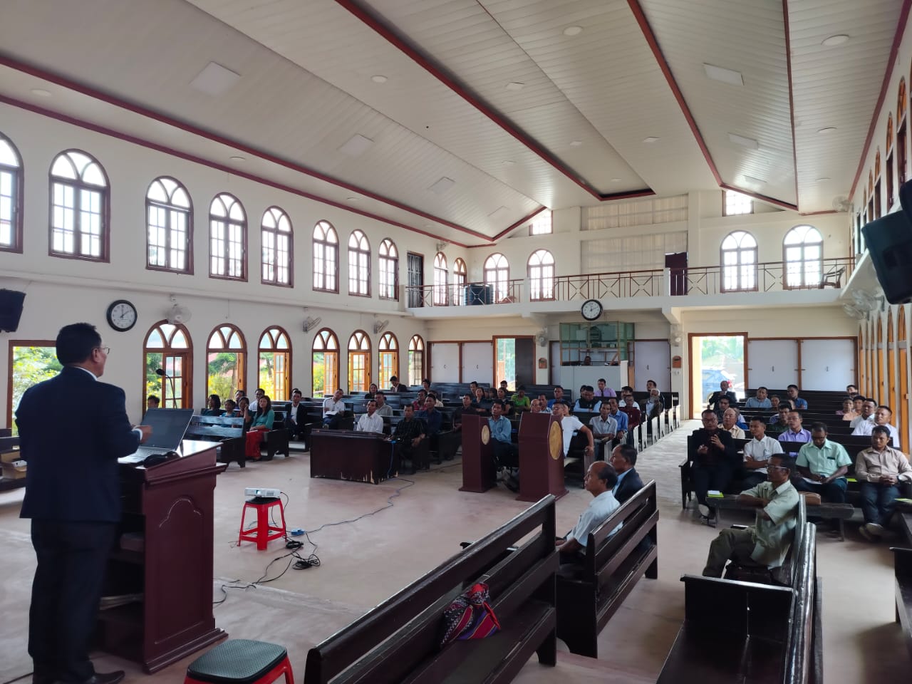 Diltlang Bial-ah Sunday School Seminar neih a ni.