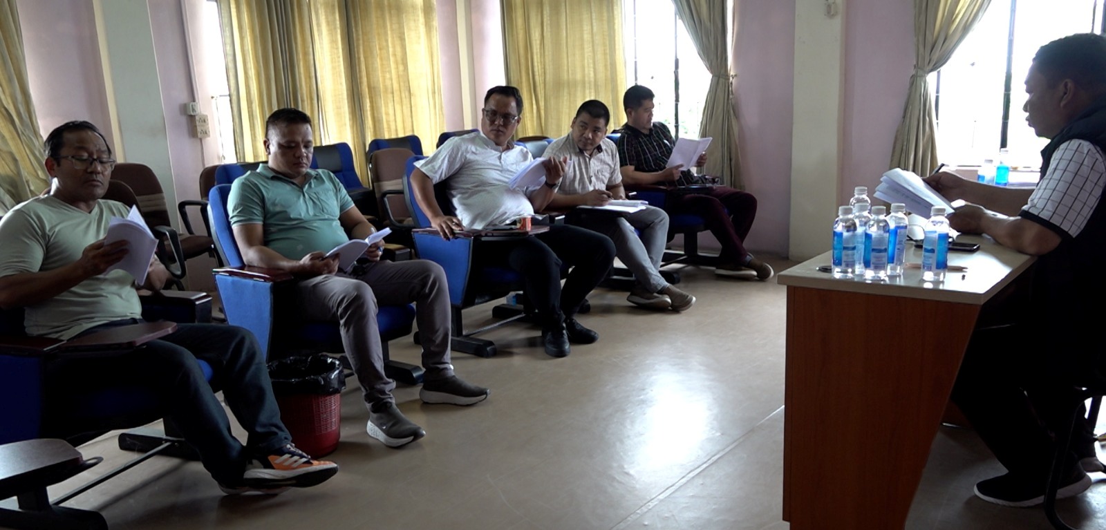 Worship Trainers' Manual enhona neih a ni.