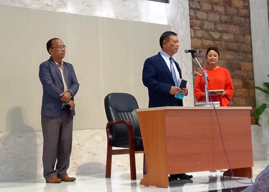 Mizorama Chanchin Tha lo thlen kum 50-na leh kum 100 tlin lawmna chanchin ziakna lehkhabu tlangzarh a ni.