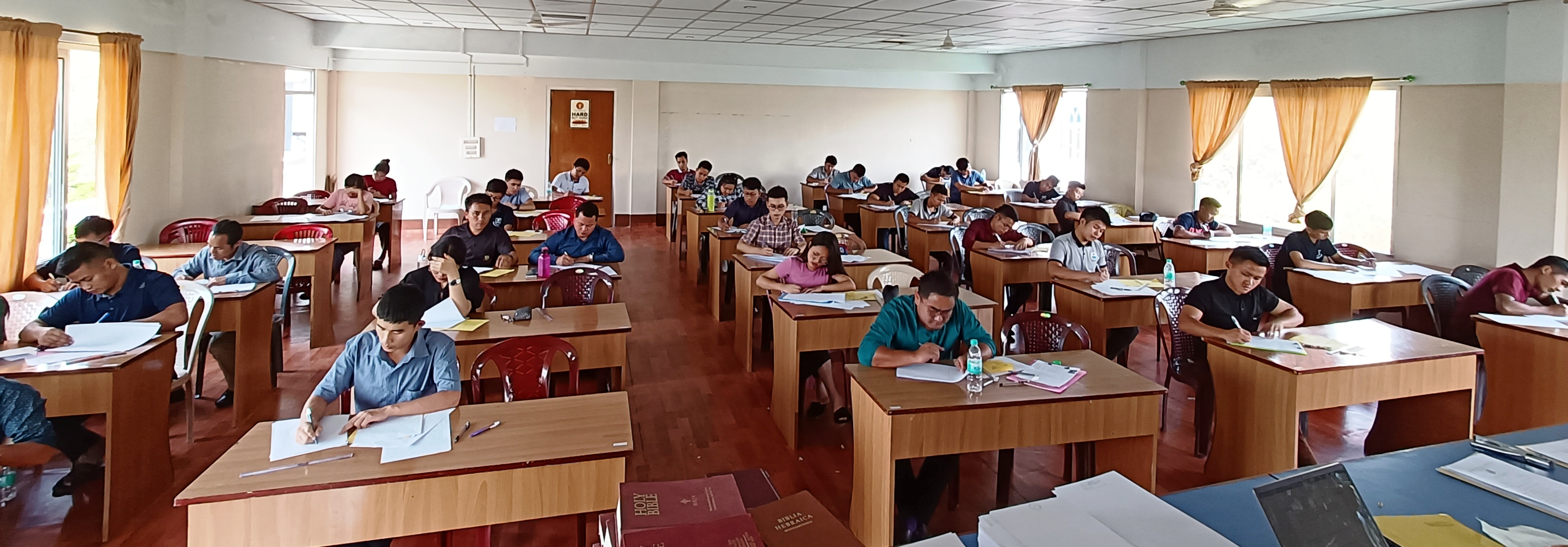 AICS Zirlai ten Exam an nei mek