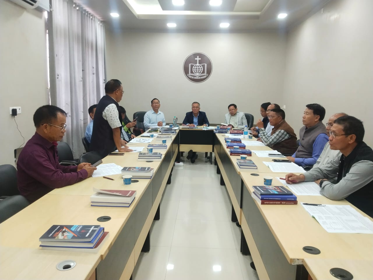 Administrative Committee Meeting neih a ni.